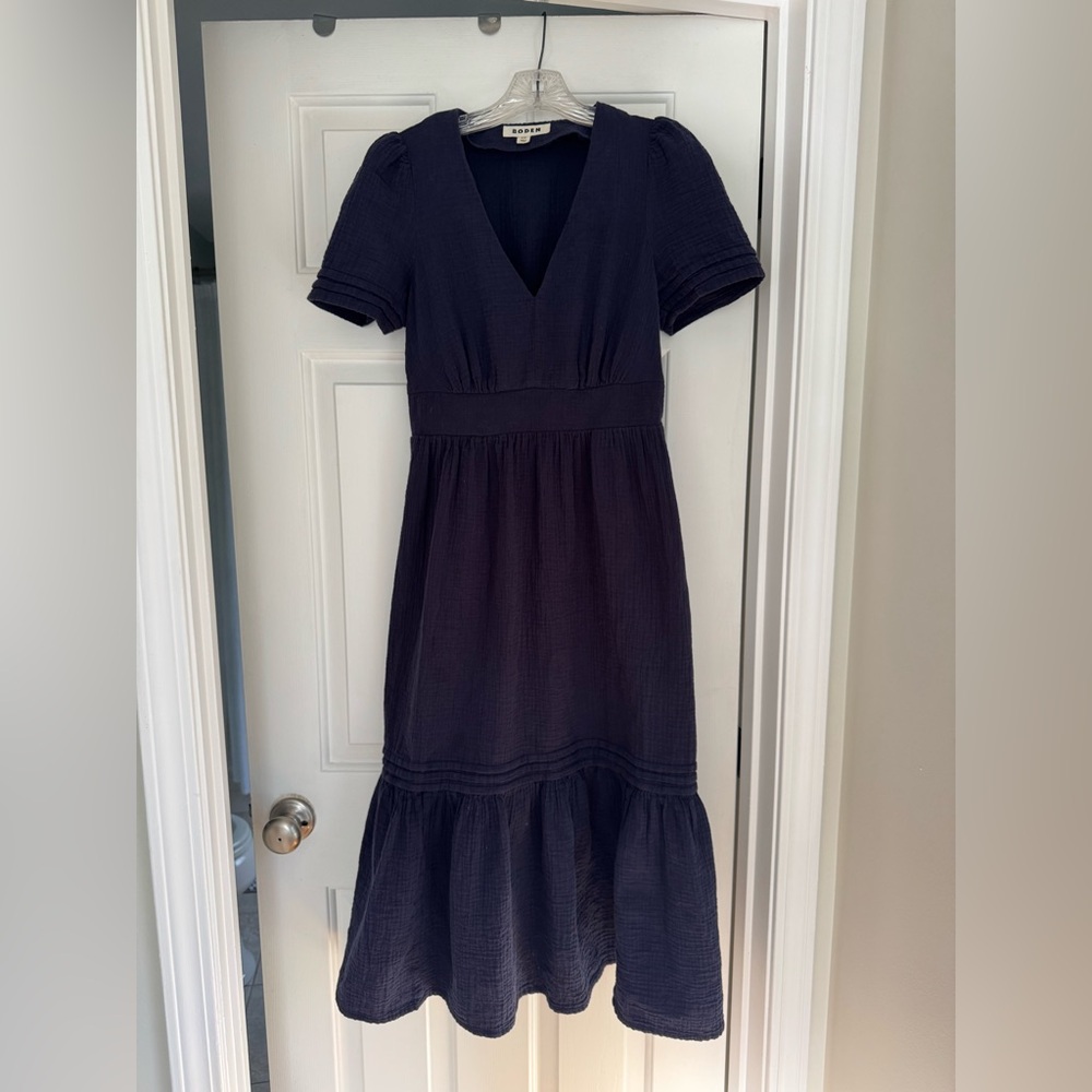 Boden Eve Double Cloth Midi Dress in Navy